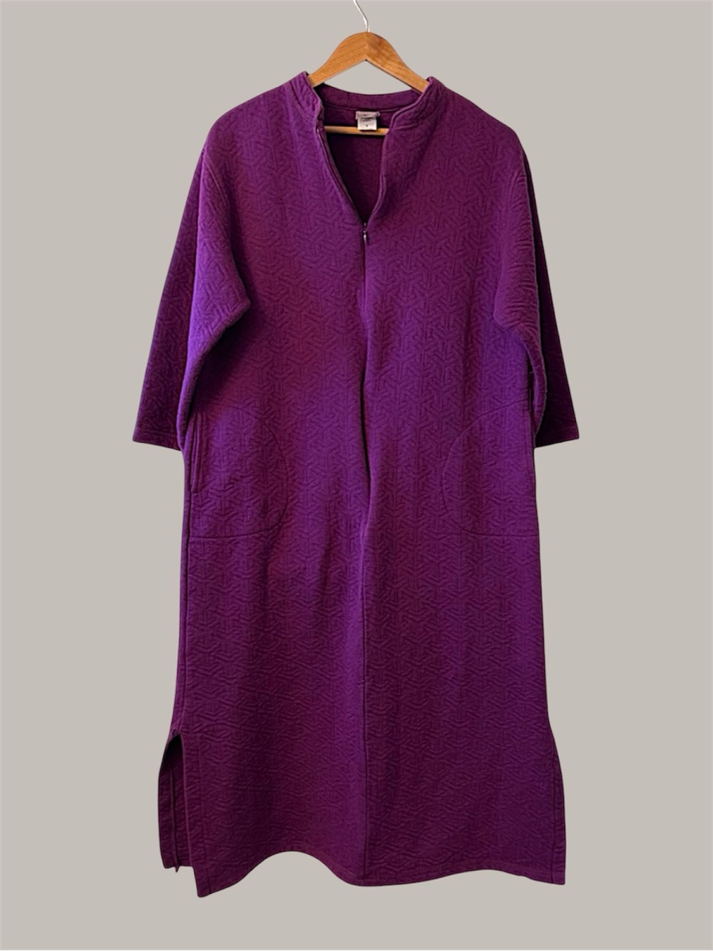 Natori Purple Textured Cotton Blend Zip Front Robe Medium